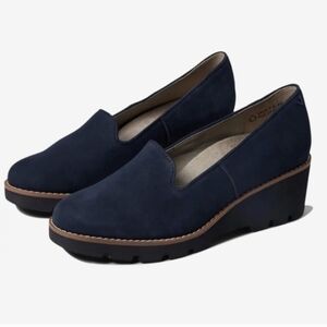 Vionic Navy Blue Wedges